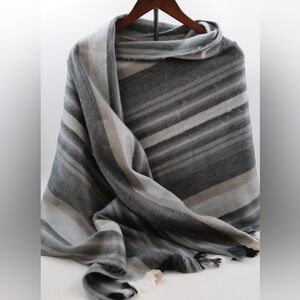 Handcrafted Alpaca Wool Striped Grey Scarves/Shawl